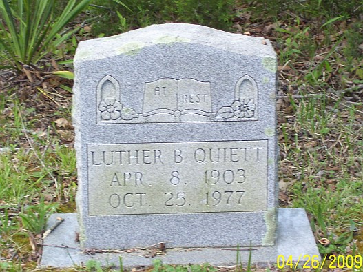 Luther B. Quiett Gravestone